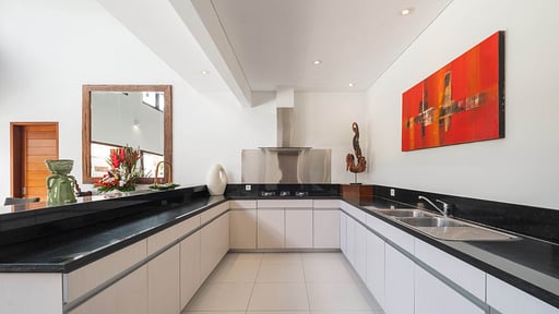 Villa Kashantre Kitchen