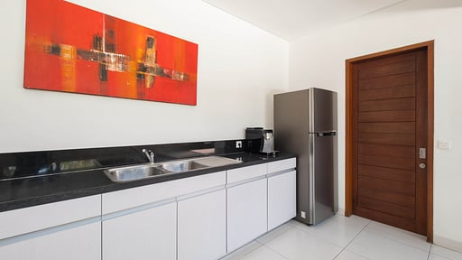 Villa Kashantre Kitchen
