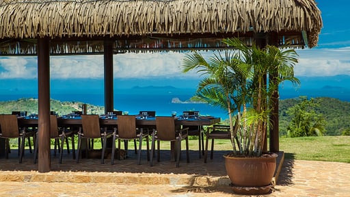 Villa Katrani Dining area