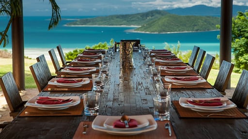 Villa Katrani Dining area