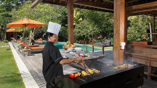 Villa Kavaya Villa staff