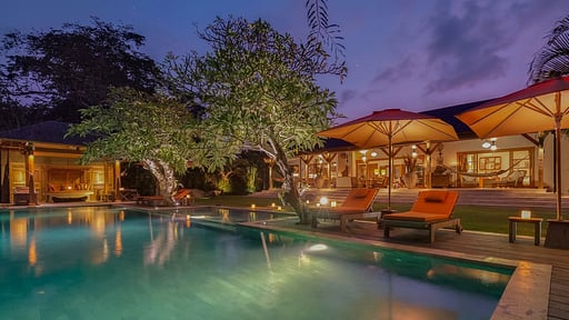 Villa Kavaya Swimming pool