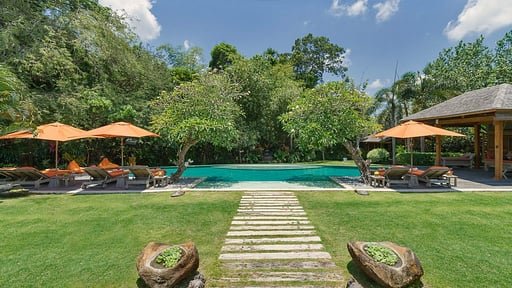 Villa Kavaya Swimming pool