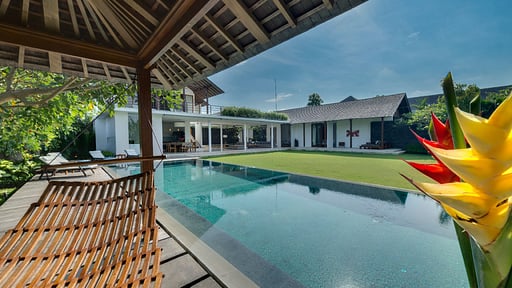 Villa Kavya Piscine 1