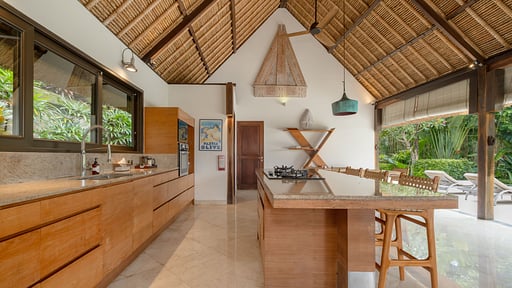 Villa Kayu Merah Кухня
