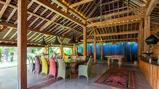 Villa Kayu Dining area