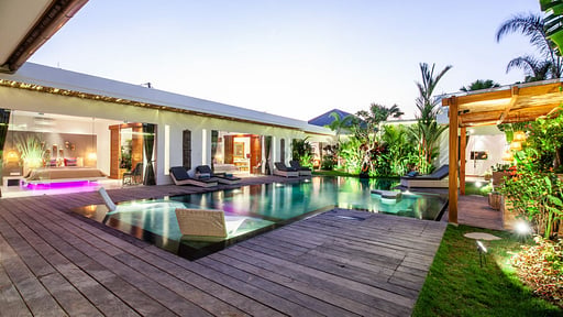 Villa Kelanah Piscina
