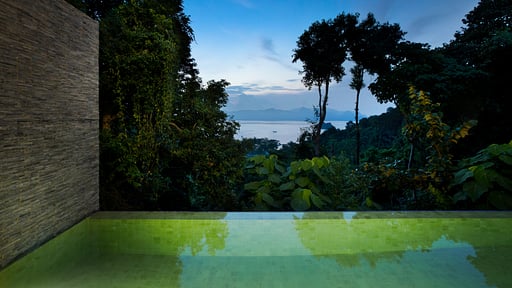 Villa Kemarong Swimming pool
