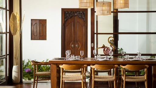 Villa Ken Dining area