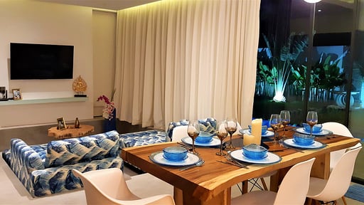 Villa Khao Manee Dining area