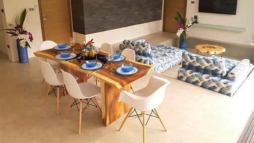 Villa Khao Manee Dining area