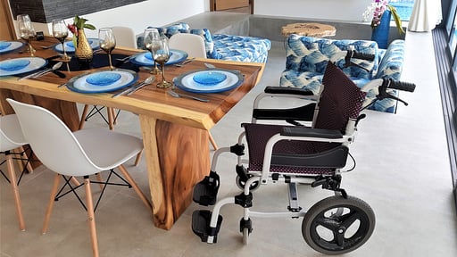 Villa Khao Manee Dining area