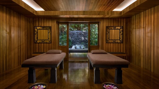Villa Khum Sak Tong Spa