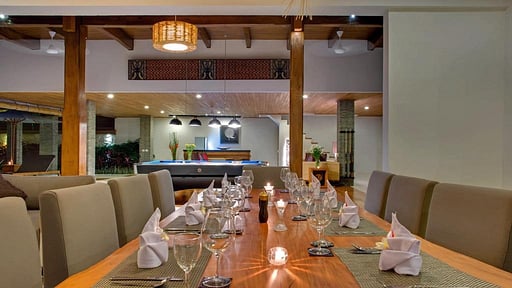 Villa Kinara Dining area