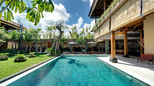 Villa Kinara Swimming pool