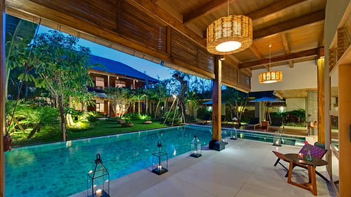 Villa Kinara Swimming pool