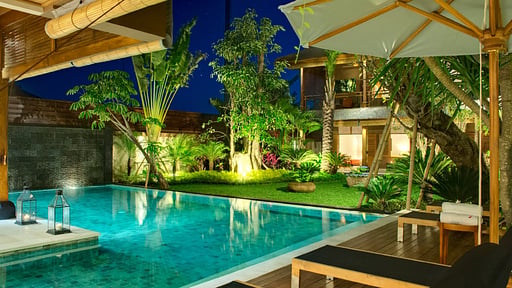 Villa Kinara Swimming pool