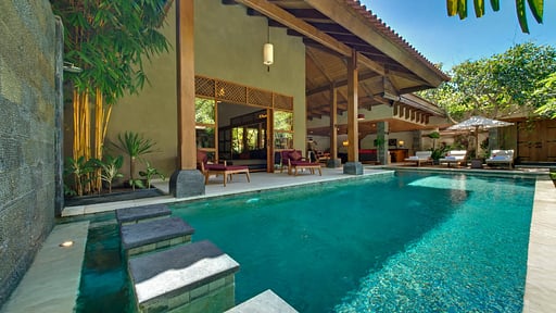 Villa Kinaree Estate Swimming pool 1