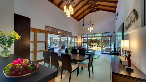 Villa Kinaree Estate Dining area 1