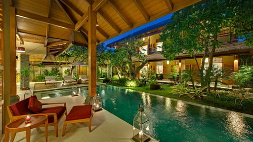 Villa Kinaree Estate Swimming pool 1