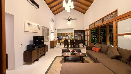 Villa Kinaree Estate Living room 2
