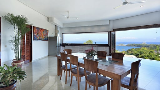 Villa Kipas Retreat Dining area