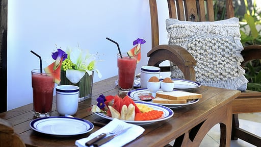 Villa Kipas Retreat Dining area