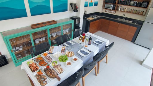 Villa Kita Dining area