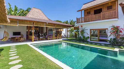Villa KIU