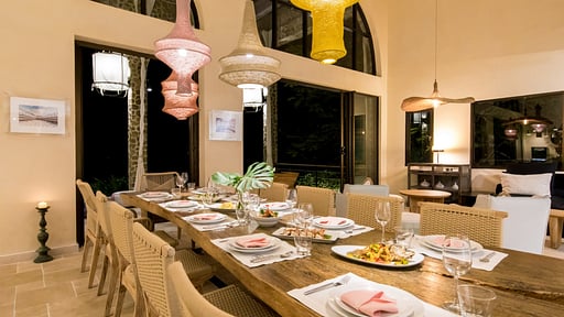 Villa Koh Koon Dining area