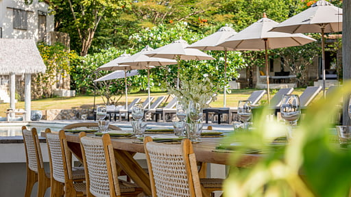 Villa Koh Koon Dining area 2