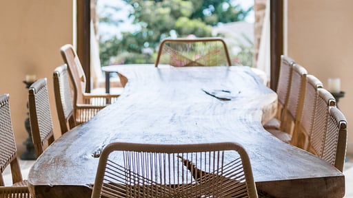 Villa Koh Koon Dining area