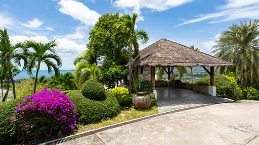 Villa Kohia Parking areas