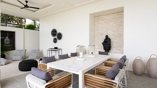 Villa Kohia Dining area