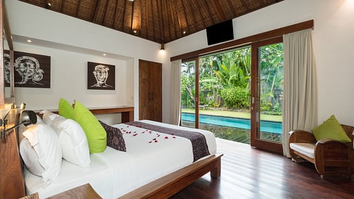 Villa Ku Besar Bedroom 1