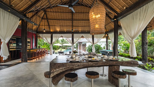 Villa Ku Besar Dining area