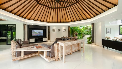 Villa Kubu Dewi Sri Living room 1
