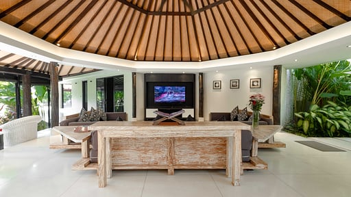 Villa Kubu Dewi Sri Living room 1