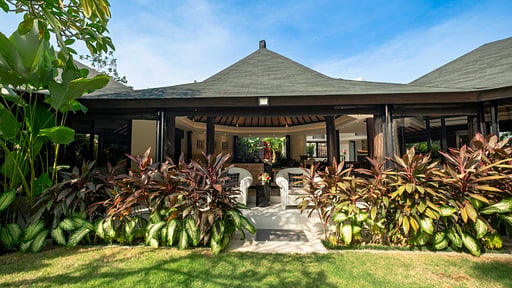 Villa Kubu Dewi Sri Garden