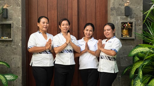 Villa Kubu Dewi Sri Villa staff