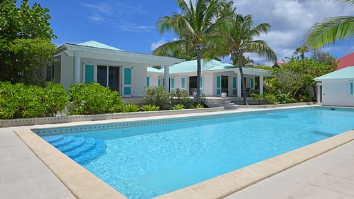 Villa Kumara Schwimmbad