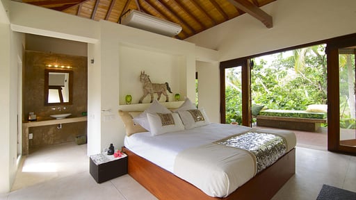 Villa Kumara Slaapkamer 1