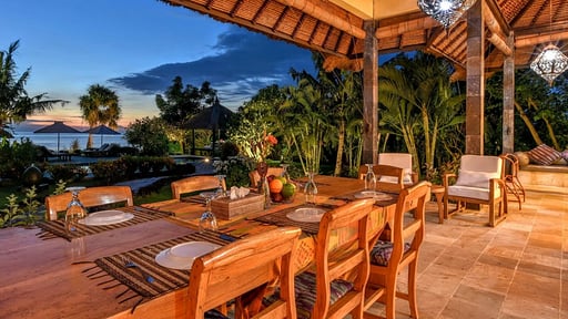 Villa Kundalini Ayu Dining area
