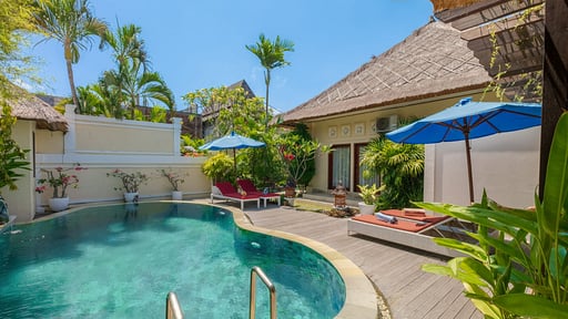 Villa Kupu Kupu Swimming pool 1