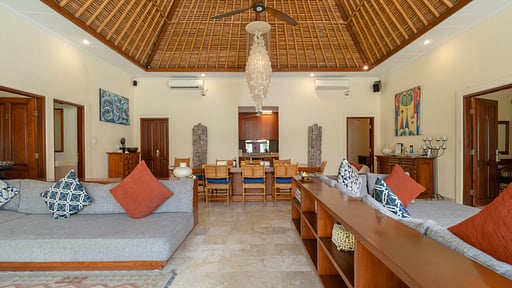 Villa Kupu Kupu Living room