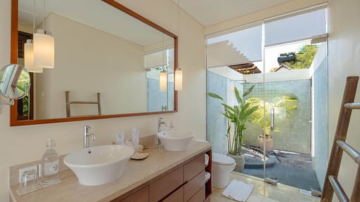 Villa Kupu Kupu Bedroom 2