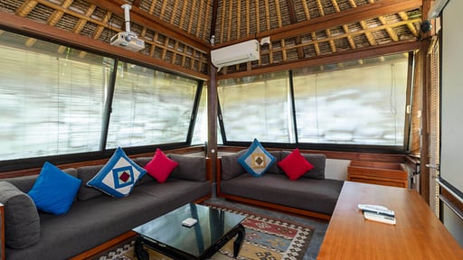 Villa Kupu Kupu Media room
