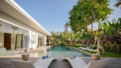 Villa Kyah Swimming pool