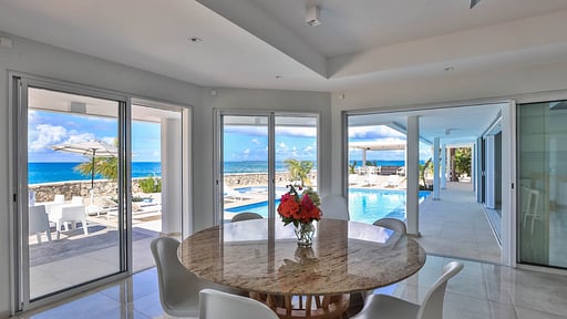 Villa L'Ecume des Jours Eethoek