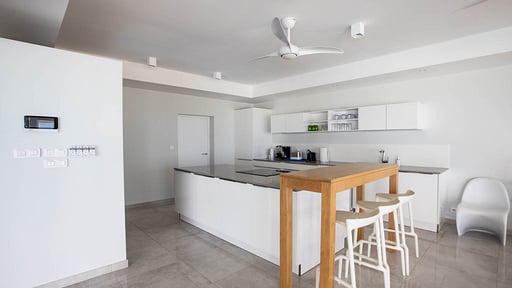 Villa L'Ecume des Jours Kitchen